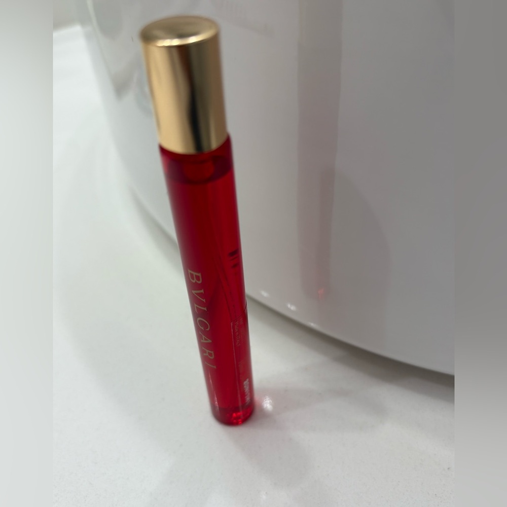 Bvlgari Travel Size Fiori D’Amore & BLK Rose Oil - Picture 12 of 15